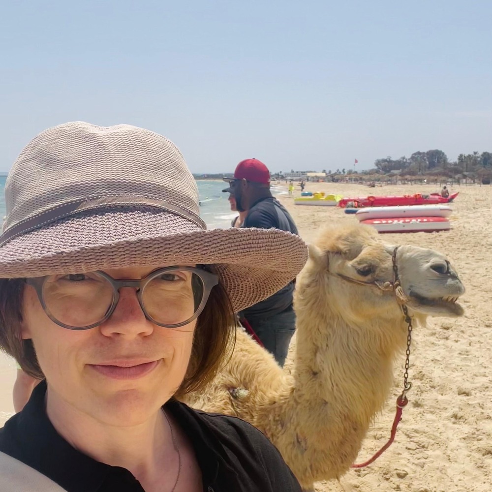 Meet your Posher, Caroline